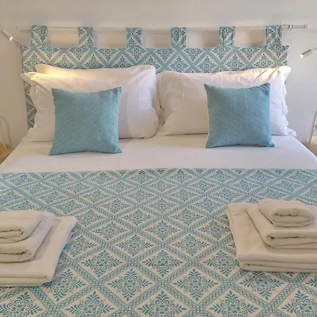 Torre Lazzaretto Seafront House Apartamento *
