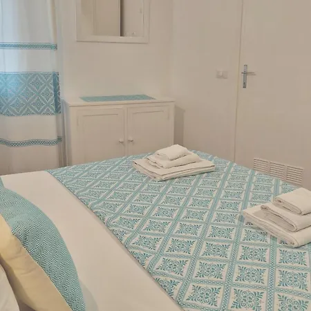 Apartamento Torre Lazzaretto Seafront House