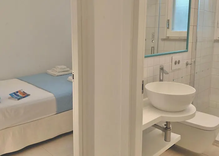 Torre Lazzaretto Seafront House Apartment *