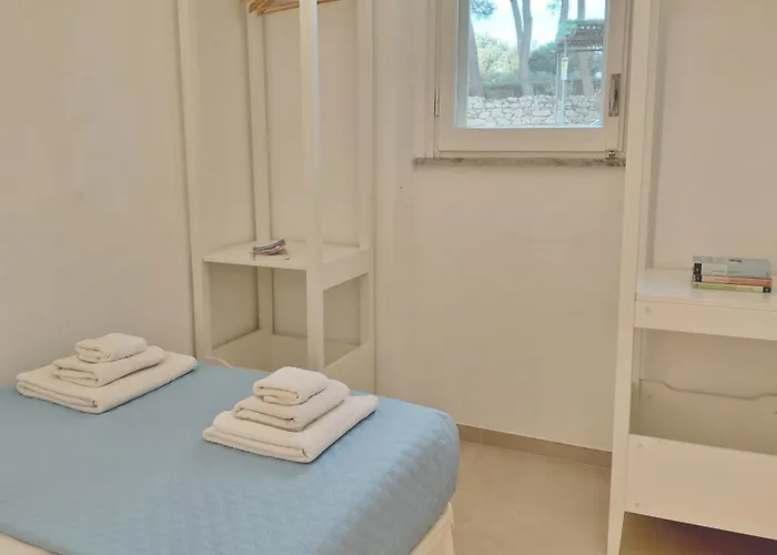 Torre Lazzaretto Seafront House *